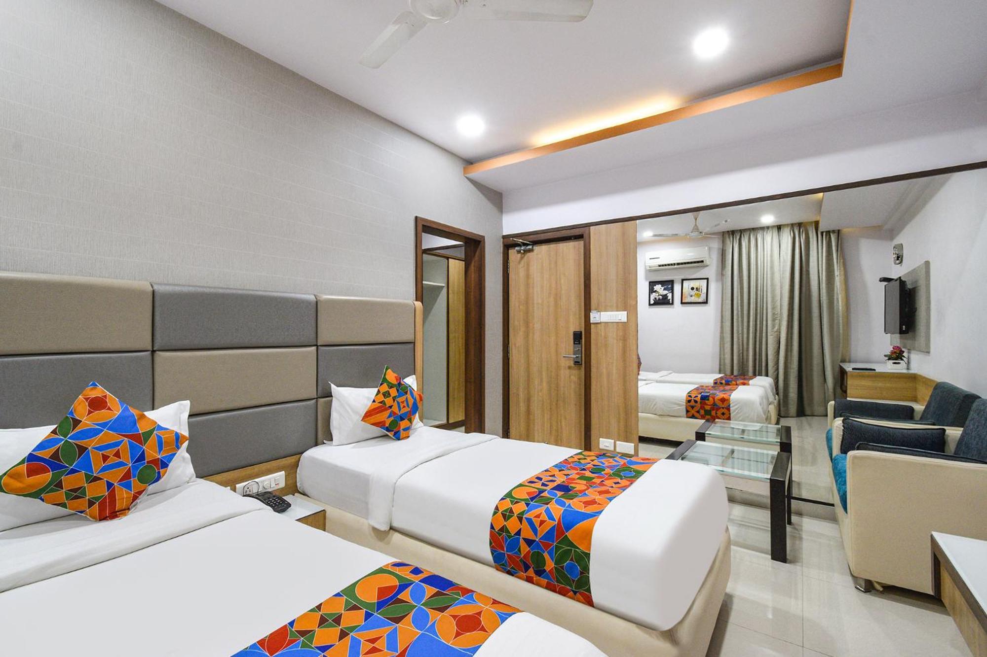 Fabhotel Aditya Homes - Nr Isb, Gachibowli Haydarabad Dış mekan fotoğraf