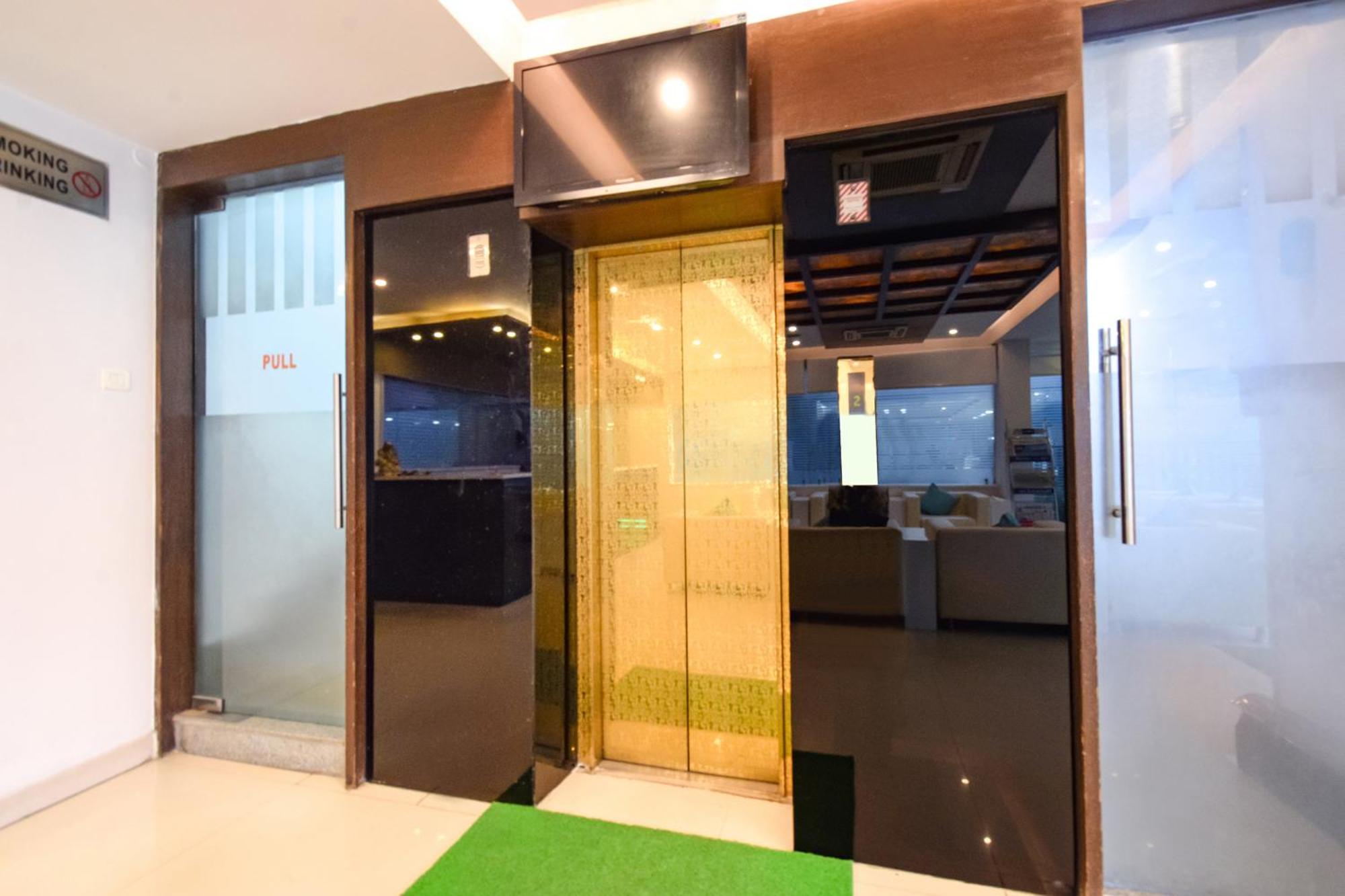 Fabhotel Aditya Homes - Nr Isb, Gachibowli Haydarabad Dış mekan fotoğraf